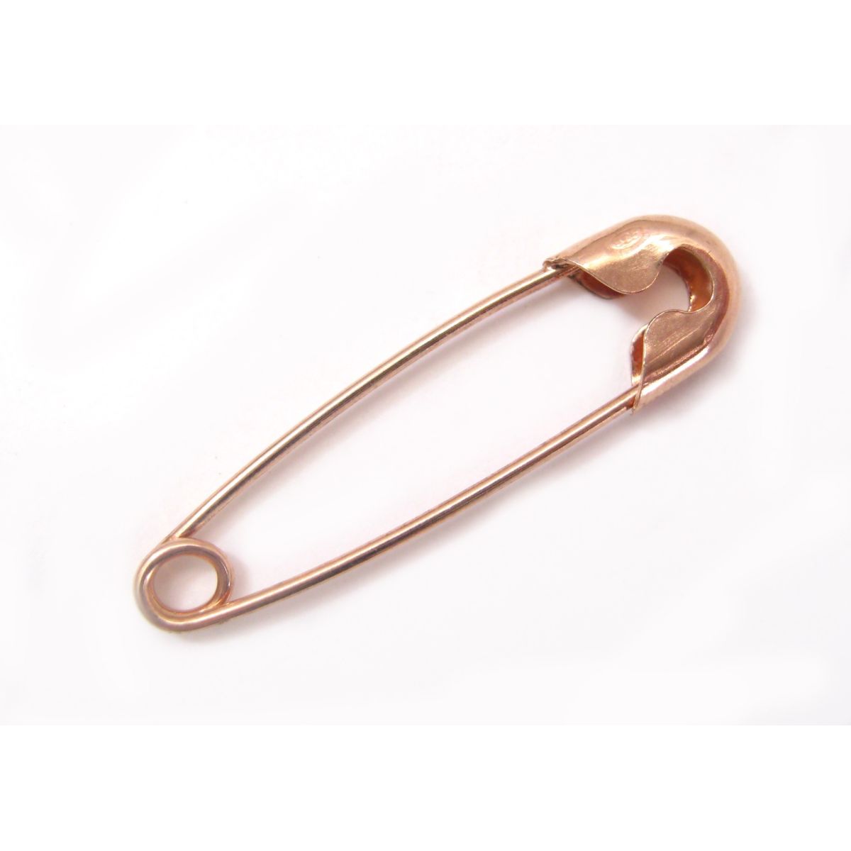 La Petite Epingle Fixings and fastenings - 3 La Petite Epingle Fixings and fastenings - 3