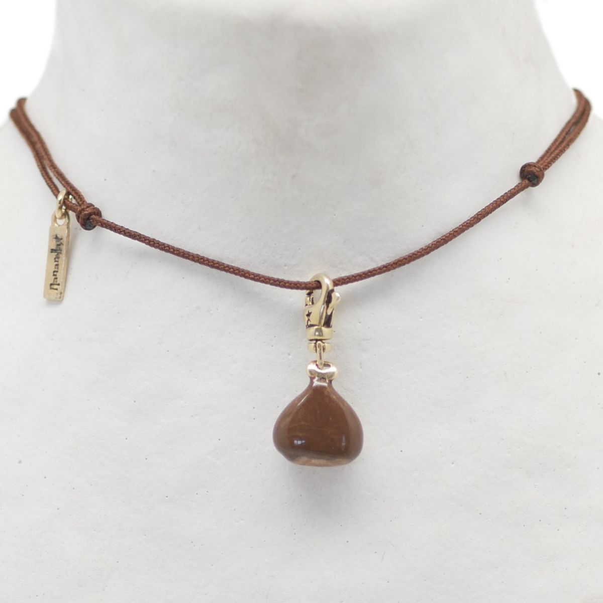 Le Ras de Cou Cordon Fixings and fastenings - 7 Le Ras de Cou Cordon Fixings and fastenings - 7