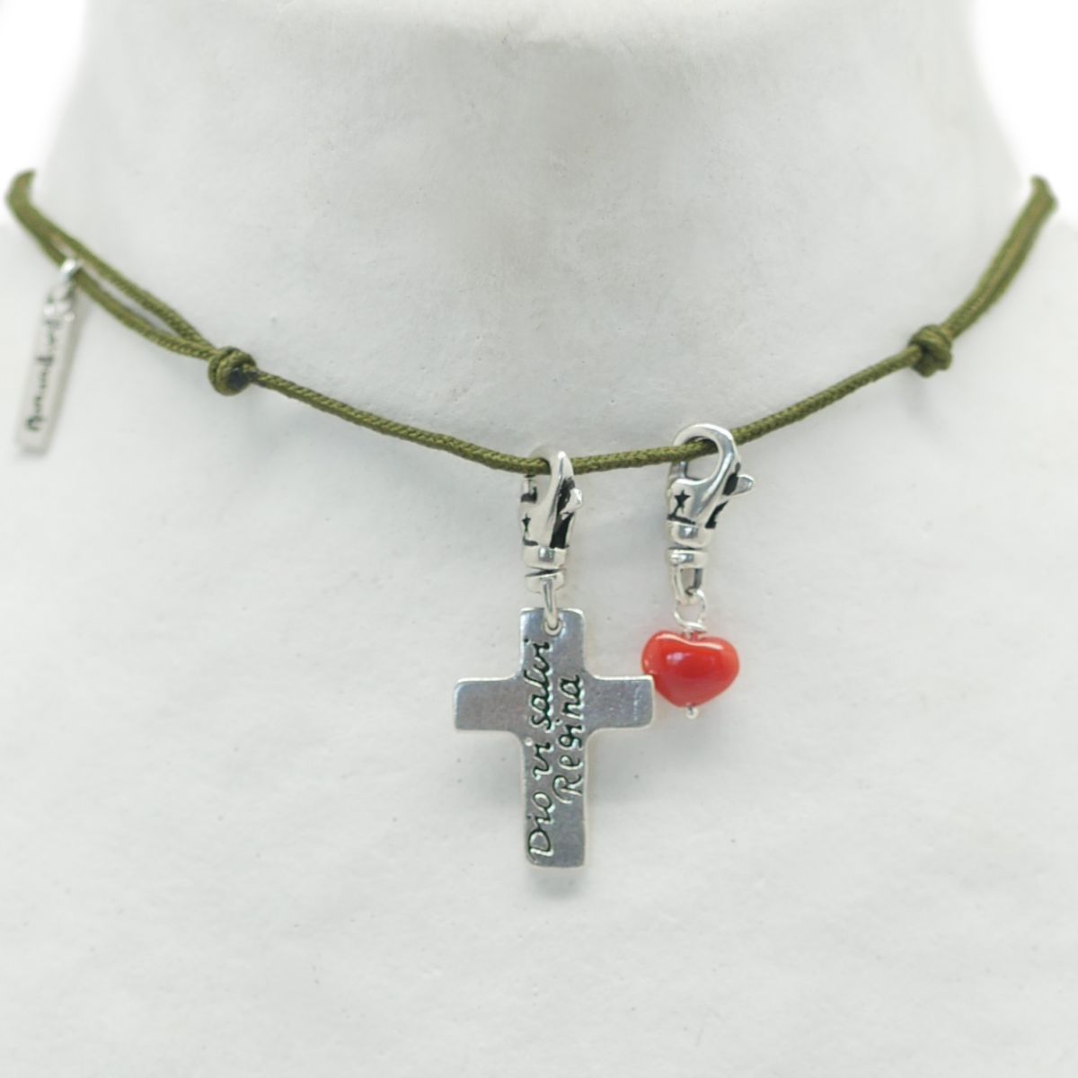 Le Ras de Cou Cordon Fixings and fastenings - 5 Le Ras de Cou Cordon Fixings and fastenings - 5