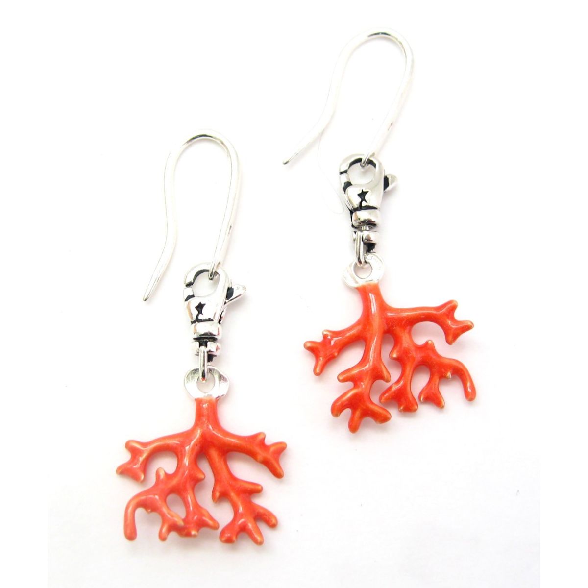 Les Boucles d'Oreilles Les Accroches Charms - 5 Les Boucles d'Oreilles Les Accroches Charms - 5