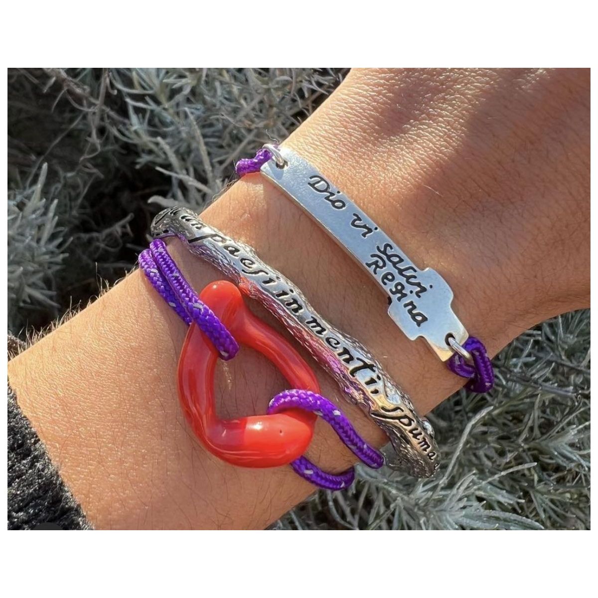 Le Bracelet Dio Vi Salvi Regina Le Bracelet Dio Vi Salvi Regina