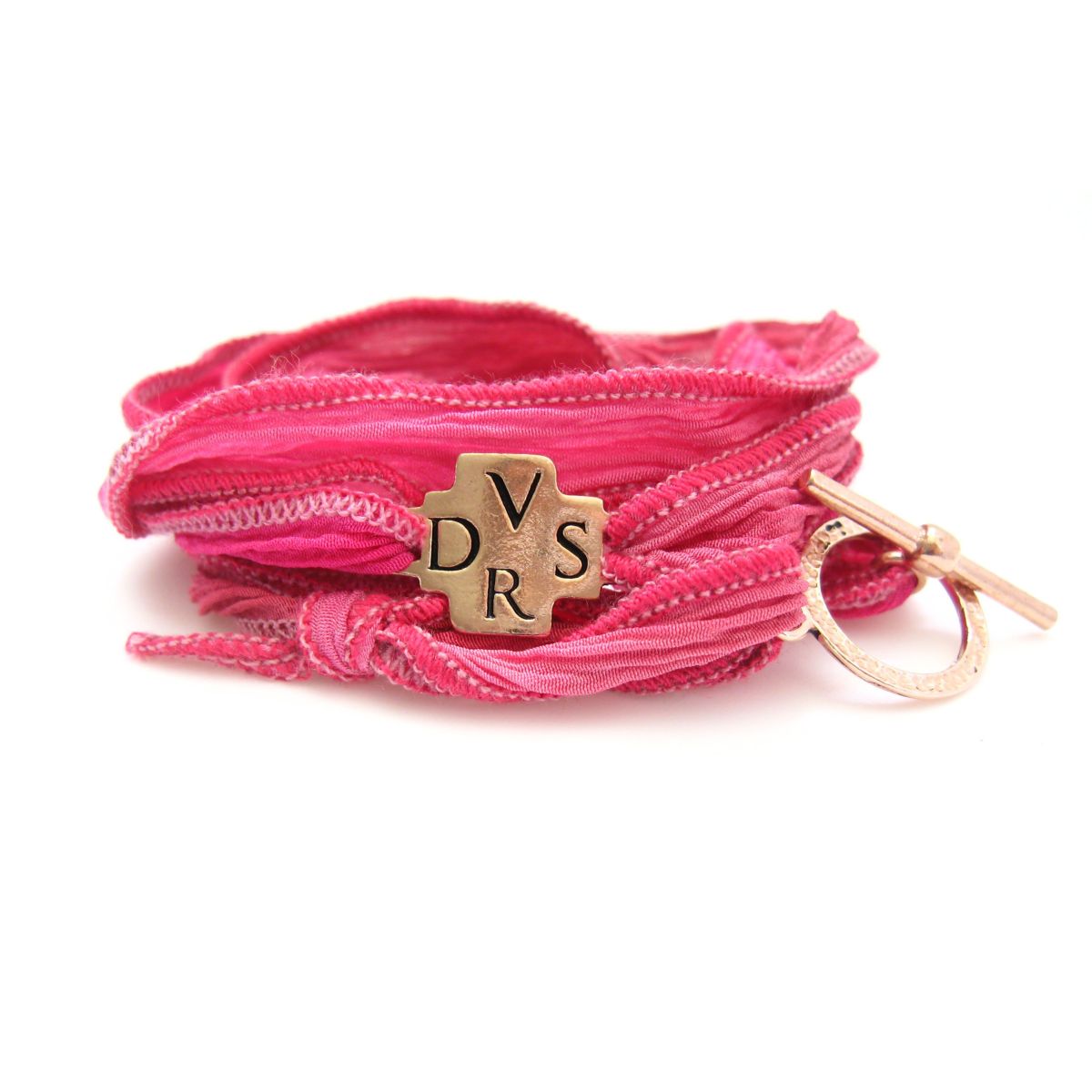 Le Bracelet en Soie avec croix DVSR Dio Vi Salvi Regina - 13 Le Bracelet en Soie avec croix DVSR Dio Vi Salvi Regina - 13